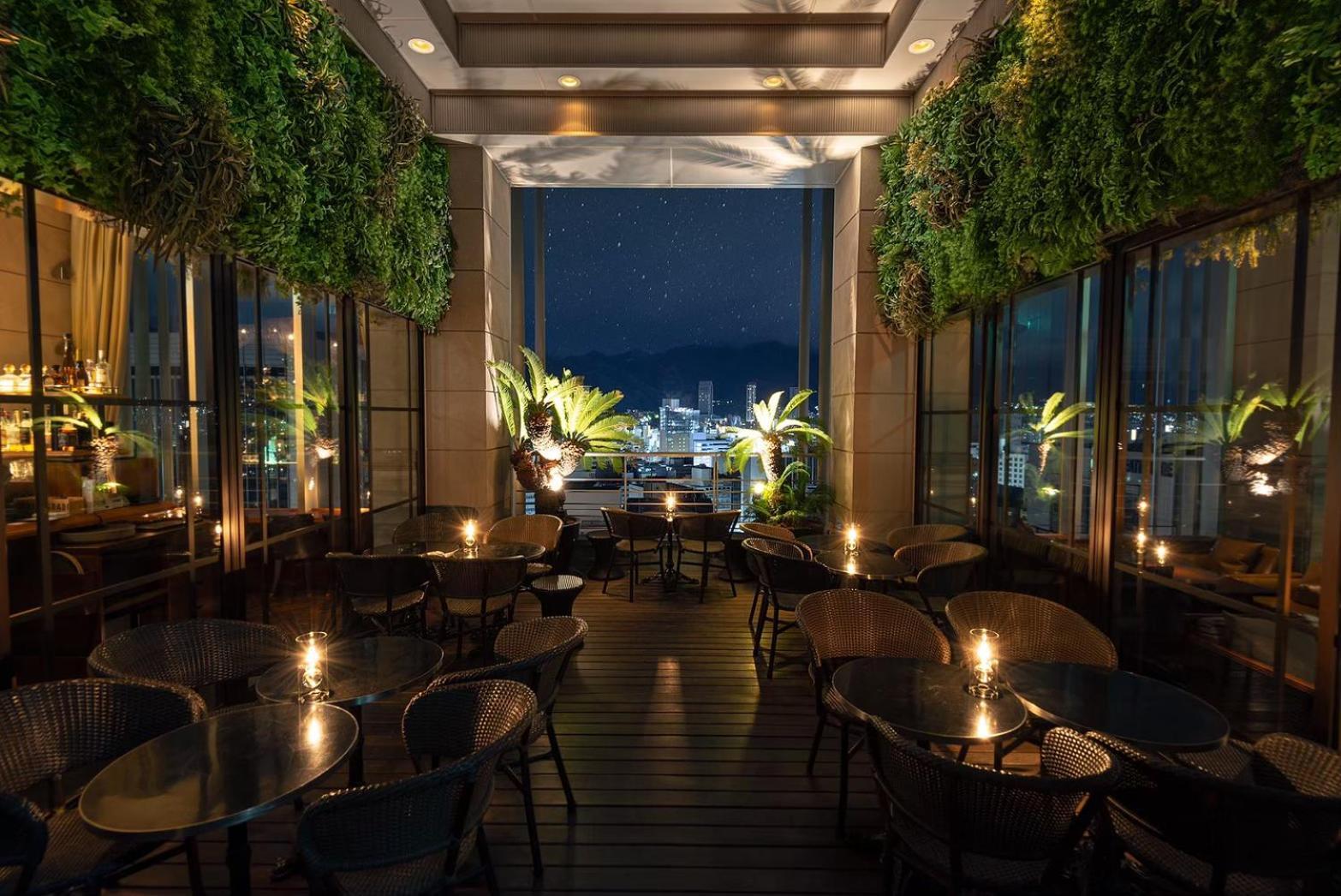Oriental Hotel Кобе Экстерьер фото The Bar