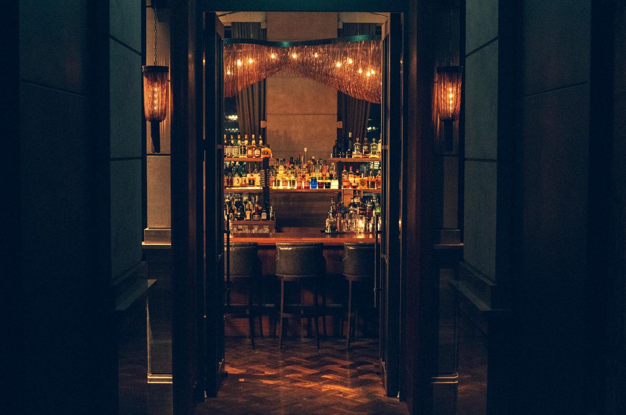 Oriental Hotel Кобе Экстерьер фото The Bar at The Ivy Temple Row